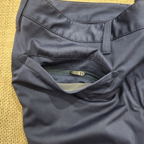 Rhone Men's‎ Commuter Classic Performance Chino Golf Pants Blue Size 35x33 EUC - Picture 11 of 12